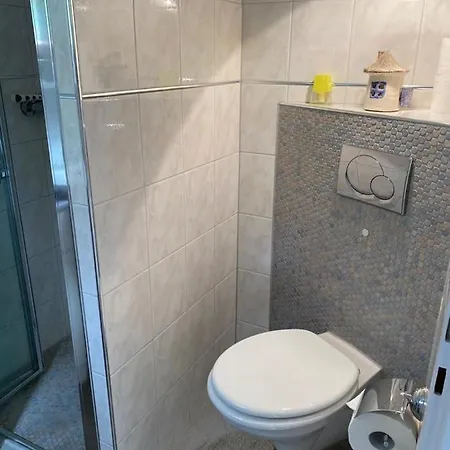 Haus Adler - Komplettes Am Badesee Ferienhaus
