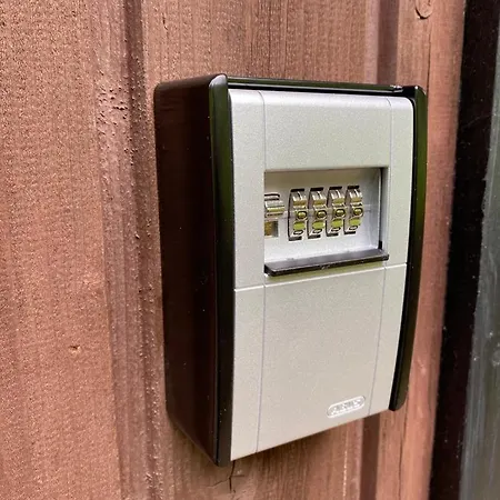 Haus Adler - Komplettes Am Badesee בית נופש