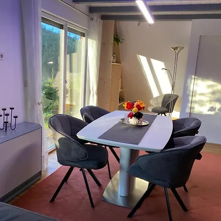 Дом отдыха Haus Adler - Komplettes Am Badesee *